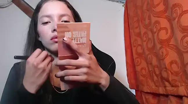 sweetdam12 online show from February 3, 2025, 7:21 pm