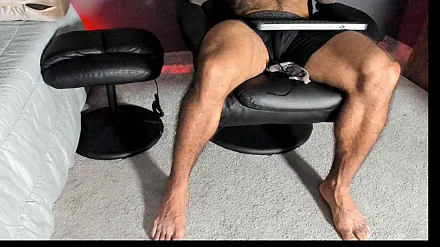 Snapshot of Brock_hurn1 chatting on November 6, 2025, 1:39 am Brock hurn1 online show from November 6, 2025, 1:39 am