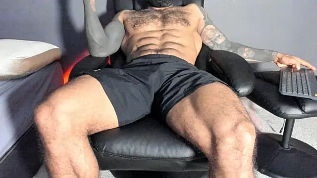 Brock hurn1 online show from November 26, 2025, 2:23 am