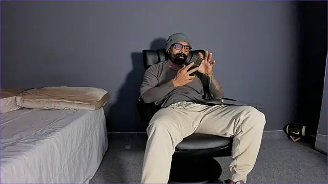 Snapshot of Brock_hurn1 chatting on July 9, 2026, 10:58 pm Brock hurn1 online show from July 9, 2026, 10:58 pm
