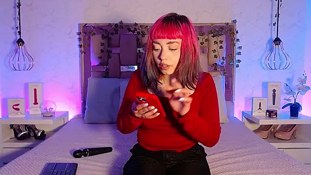 Snapshot of GigiVolkova chatting on October 13, 2025, 8:42 pm GigiVolkova online show from October 13, 2025, 8:42 pm