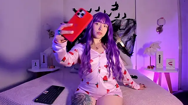 Snapshot of GigiVolkova chatting on October 22, 2025, 4:57 am GigiVolkova online show from October 22, 2025, 4:57 am