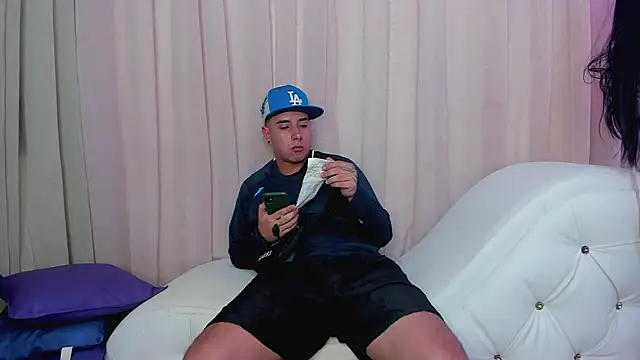 Yourslust  online show from May 8, 2026, 2:17 am