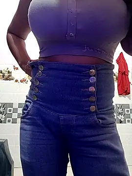 cute-mahek online show from January 24, 2025, 5:21 pm