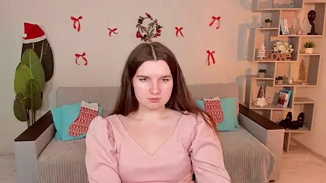 Snapshot of BonneyLove chatting on December 22, 2025, 5:32 pm BonneyLove online show from December 22, 2025, 5:32 pm