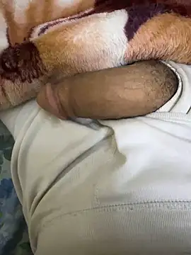 Snapshot of hamed-697 chatting on February 8, 2025, 10:40 pm hamed-697 online show from February 8, 2025, 10:40 pm