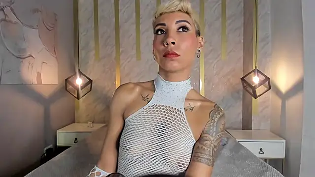 MiaMorgan  online show from December 30, 2024, 11:37 am