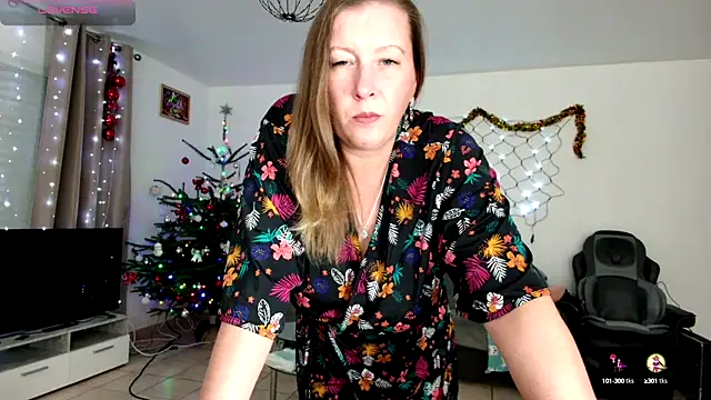 YOUR ELENA online show from December 17, 2024, 6:20 pm