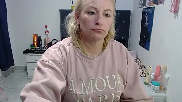 emperabigbootybigass online show from May 16, 2026, 12:29 am