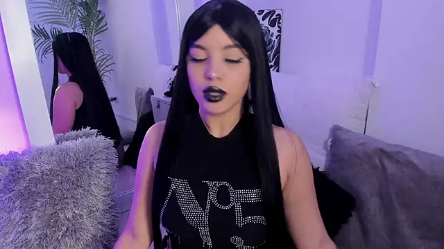 Snapshot of Manu_Velez chatting on January 28, 2025, 10:34 pm Manu Velez online show from January 28, 2025, 10:34 pm