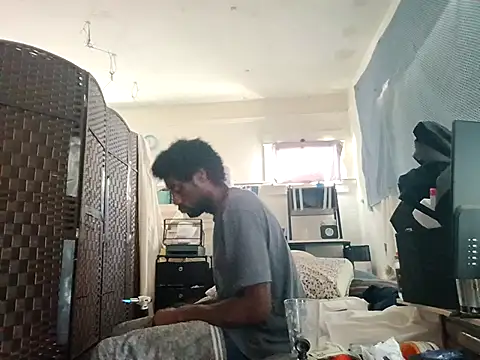 DevinToore online show from November 10, 2025, 7:35 pm