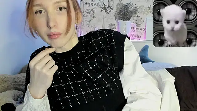 Snapshot of LisaIcon chatting on March 10, 2025, 7:07 pm LisaIcon online show from March 10, 2025, 7:07 pm