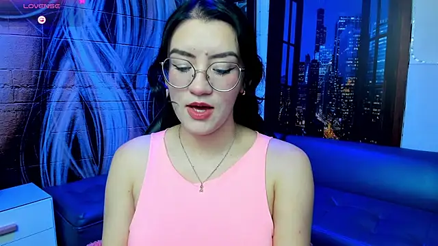 Snapshot of Violetaa_diazz chatting on January 9, 2025, 4:08 am Violetaa diazz online show from January 9, 2025, 4:08 am