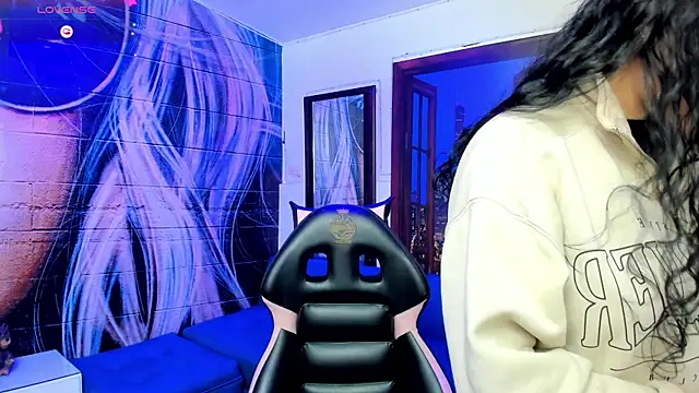 Snapshot of Violetaa_diazz chatting on March 11, 2025, 8:09 pm Violetaa diazz online show from March 11, 2025, 8:09 pm