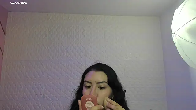 Snapshot of Violetaa_diazz chatting on September 30, 2025, 9:09 pm Violetaa diazz online show from September 30, 2025, 9:09 pm