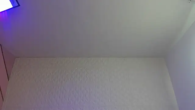 Violetaa diazz online show from January 9, 2026, 9:05 pm