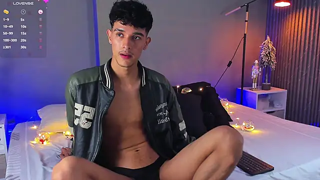 Snapshot of Busterspinter chatting on December 13, 2024, 9:57 am Busterspinter online show from December 13, 2024, 9:57 am