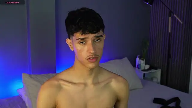 Snapshot of Busterspinter chatting on March 3, 2025, 6:26 am Busterspinter online show from March 3, 2025, 6:26 am