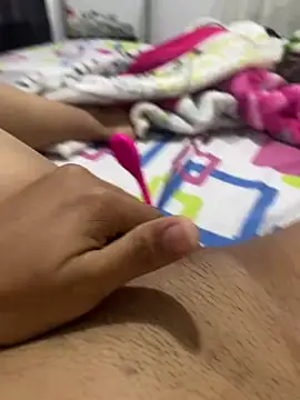 Snapshot of ANYLU19 chatting on December 29, 2024, 3:57 pm ANYLU19 online show from December 29, 2024, 3:57 pm