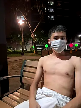 Snapshot of Benson18y chatting on October 18, 2025, 6:52 pm Benson18y online show from October 18, 2025, 6:52 pm