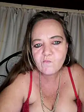 Kimmyb777 online show from May 29, 2026, 9:46 pm