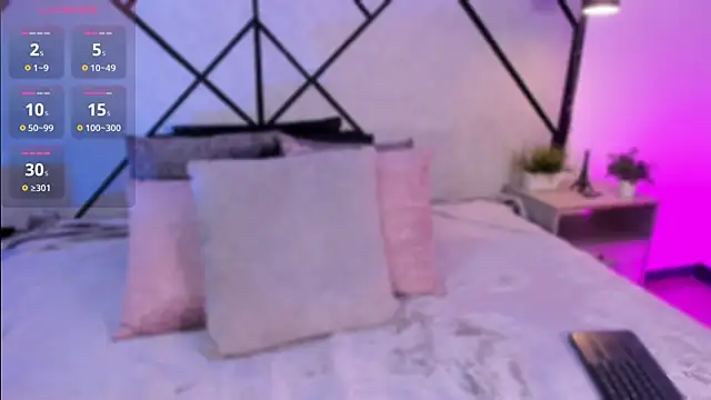 marie miller  online show from December 20, 2025, 12:12 pm