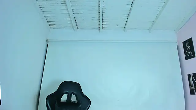 miavalentinaaa online show from March 22, 2025, 4:35 am