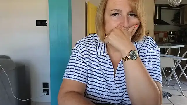 Sandcoq online show from June 1, 2026, 8:16 am