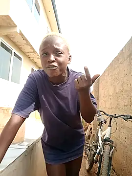 Crazybitchtheanalgoddess4 online show from December 22, 2024, 2:16 pm