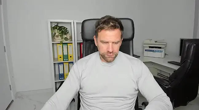 John-E-Dough online show from December 2, 2024, 5:37 am