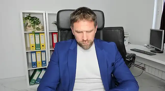 John-E-Dough online show from December 13, 2024, 8:20 am