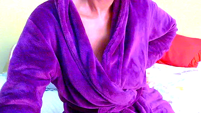 Snapshot of Mollybrookexx chatting on June 27, 2026, 12:22 pm Mollybrookexx online show from June 27, 2026, 12:22 pm