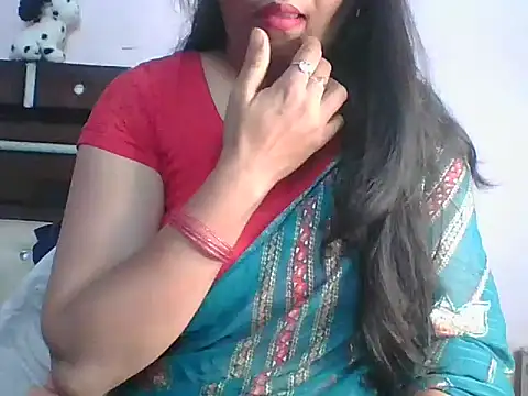 santurmom online show from April 3, 2026, 6:39 pm