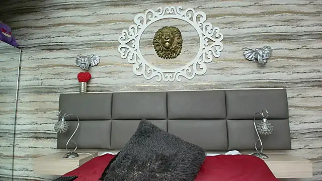 Celestial Queen  online show from April 11, 2026, 2:32 pm