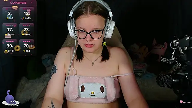 DivaMarisa online show from September 24, 2025, 11:02 am