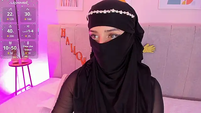 Snapshot of rawiya chatting on October 30, 2025, 12:28 pm rawiya online show from October 30, 2025, 12:28 pm