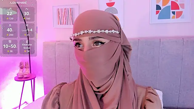 Snapshot of rawiya chatting on November 12, 2025, 12:27 pm rawiya online show from November 12, 2025, 12:27 pm