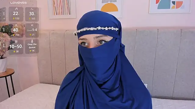 Snapshot of rawiya chatting on December 22, 2025, 12:24 pm rawiya online show from December 22, 2025, 12:24 pm