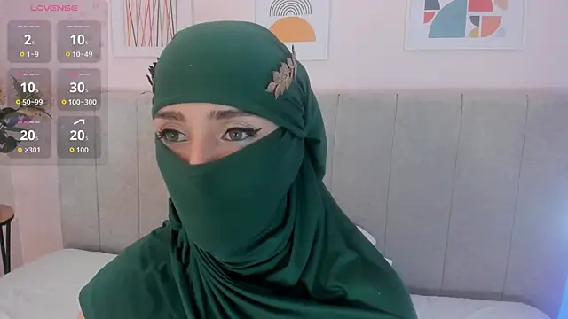 Snapshot of rawiya chatting on March 3, 2026, 12:00 pm rawiya online show from March 3, 2026, 12:00 pm