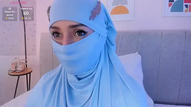 Snapshot of rawiya chatting on March 5, 2026, 12:01 pm rawiya online show from March 5, 2026, 12:01 pm