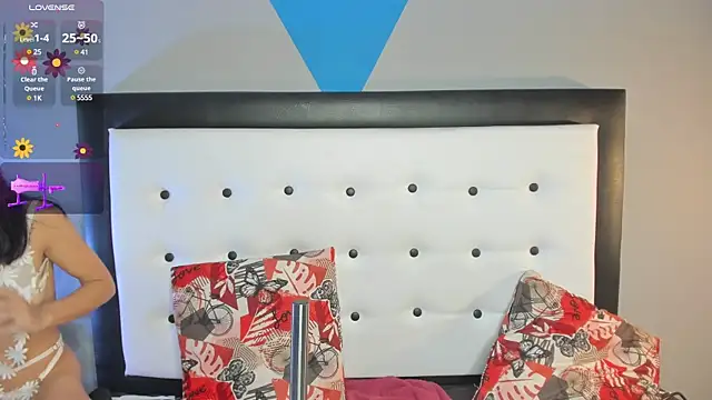 valeria hurtado online show from February 5, 2025, 2:08 am