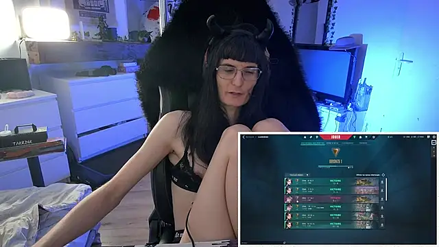 CeriseLapine online show from October 20, 2025, 10:54 pm