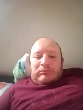 Snapshot of gato- chatting on March 15, 2025, 10:11 pm gato- online show from March 15, 2025, 10:11 pm