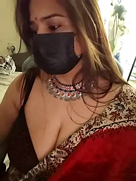 Snapshot of AzadPanchi2024 chatting on February 18, 2026, 3:52 pm AzadPanchi2024 online show from February 18, 2026, 3:52 pm