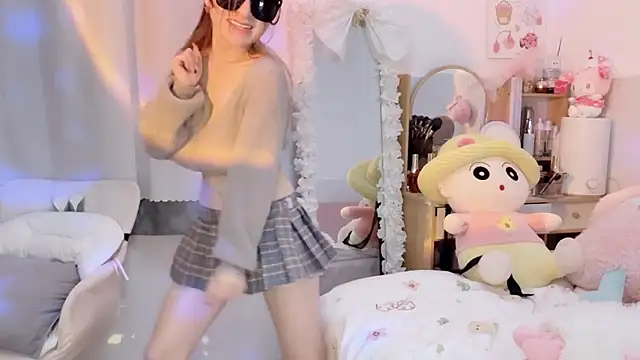 Carly 1 online show from December 3, 2024, 3:55 pm