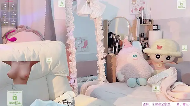 Snapshot of Carly_1 chatting on September 24, 2025, 12:52 pm Carly 1 online show from September 24, 2025, 12:52 pm