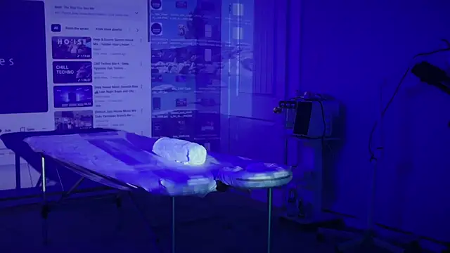 Snapshot of GymBoyVan chatting on February 5, 2026, 4:50 am GymBoyVan online show from February 5, 2026, 4:50 am