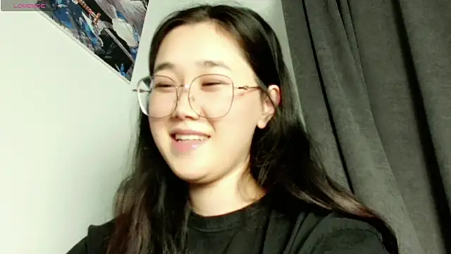 Snapshot of Jennatyan chatting on March 10, 2025, 4:14 pm Jennatyan online show from March 10, 2025, 4:14 pm