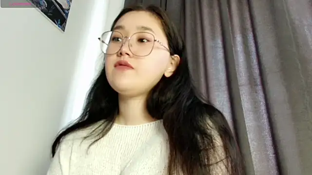 Snapshot of Jennatyan chatting on March 20, 2025, 10:10 am Jennatyan online show from March 20, 2025, 10:10 am