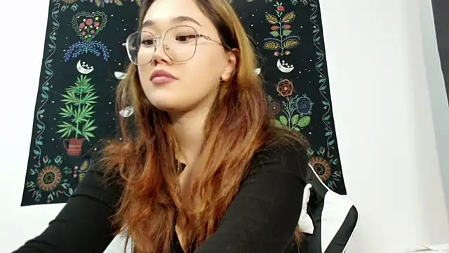 Snapshot of Jennatyan chatting on September 19, 2025, 1:45 pm Jennatyan online show from September 19, 2025, 1:45 pm